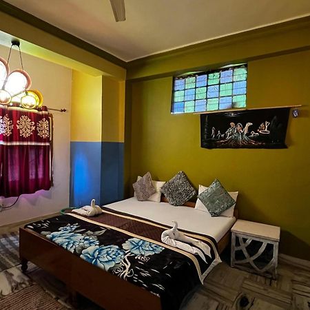Safar Hostel Пушкар Екстериор снимка