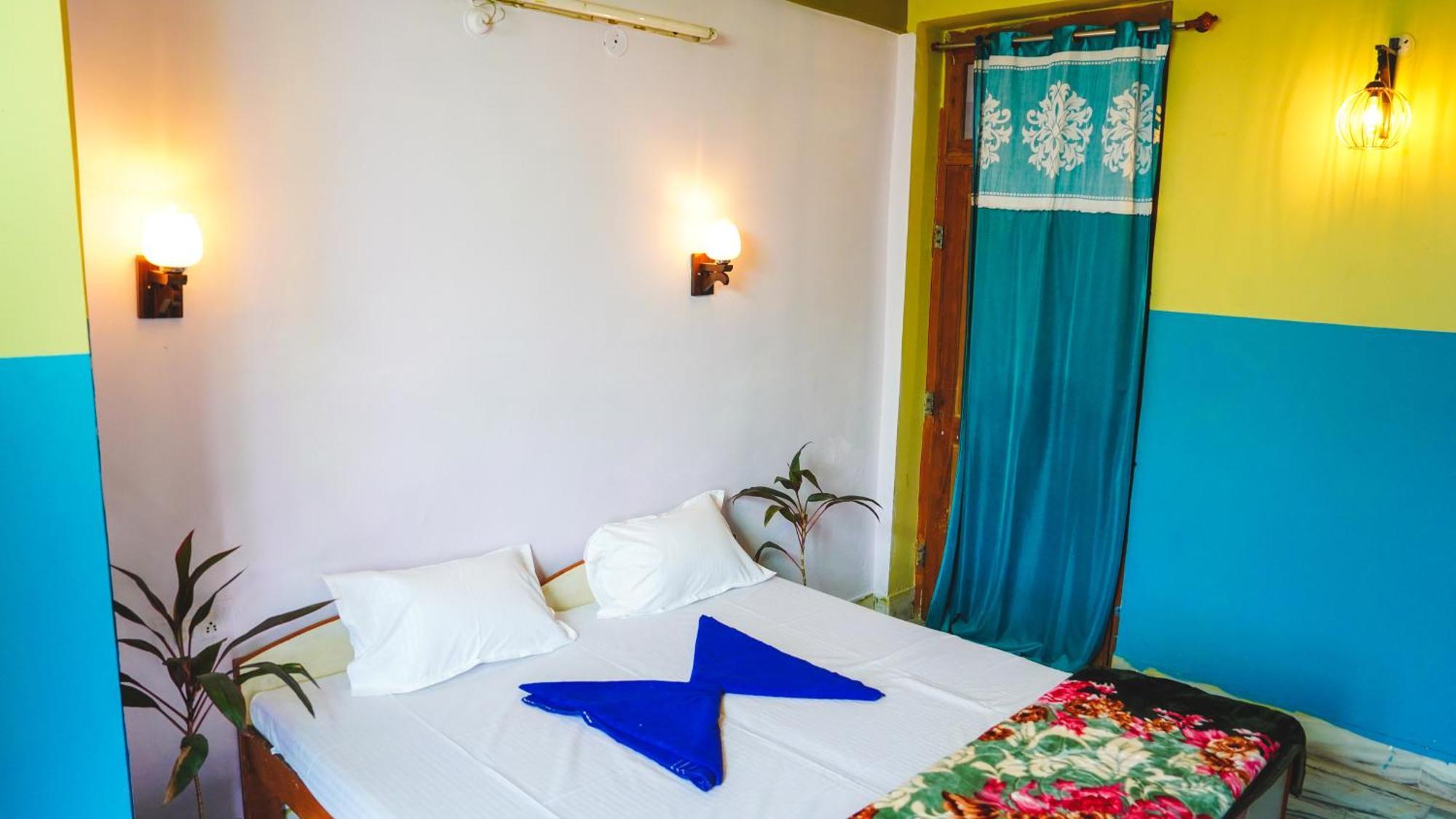 Safar Hostel Пушкар Екстериор снимка