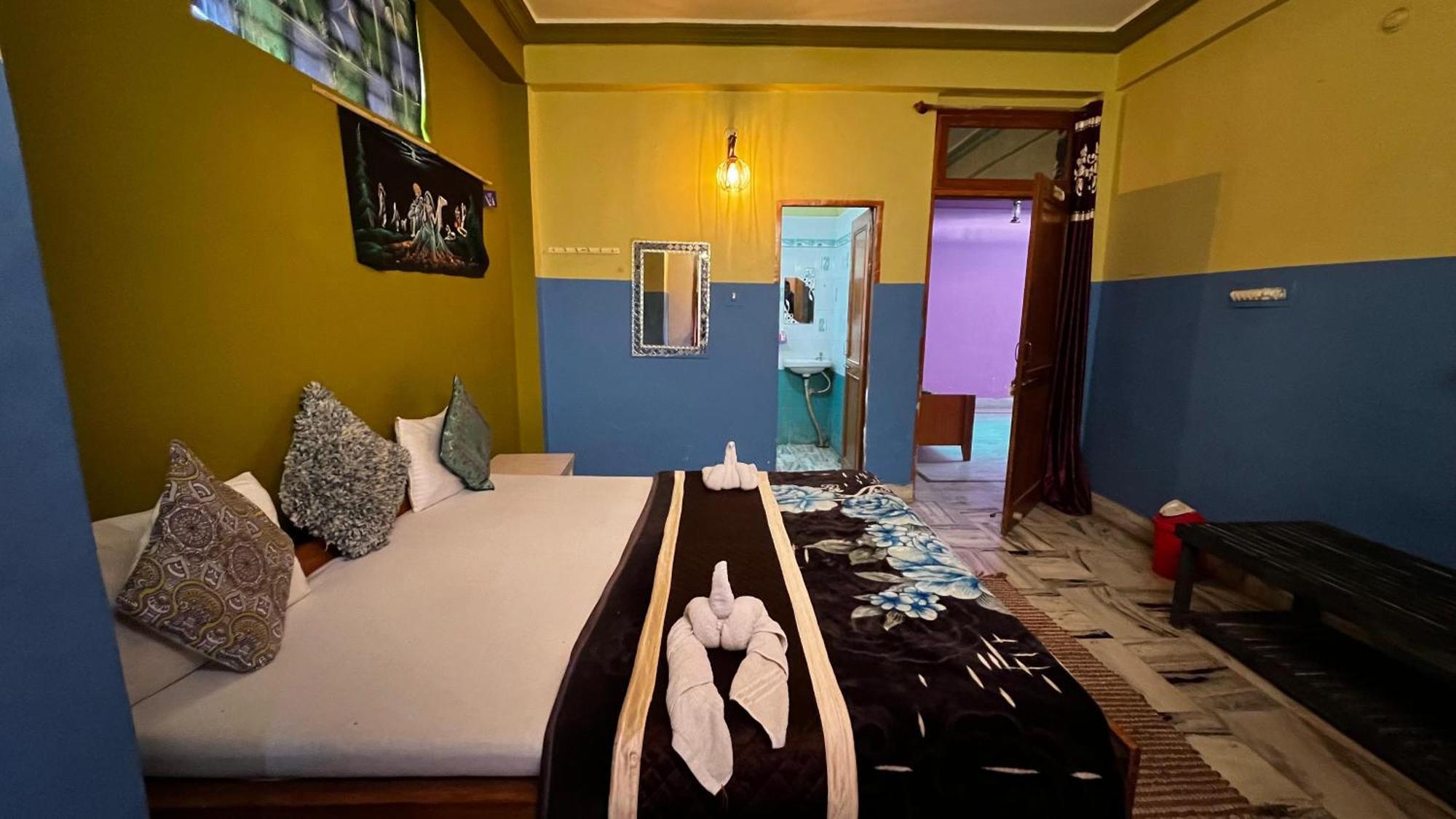 Safar Hostel Пушкар Екстериор снимка