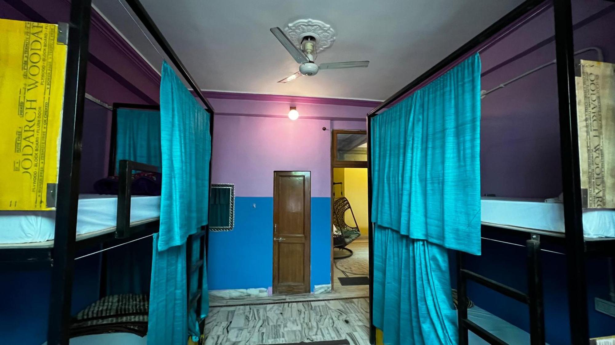 Safar Hostel Пушкар Екстериор снимка