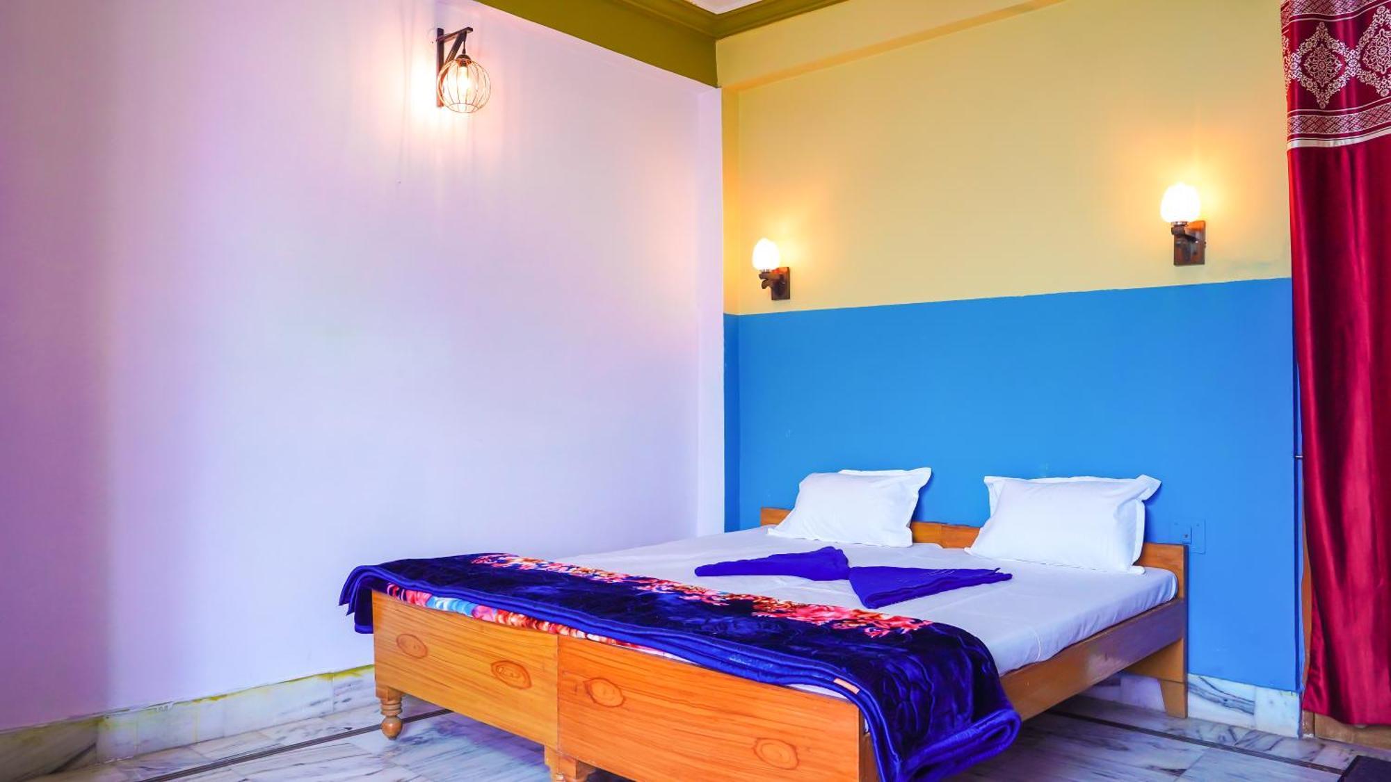 Safar Hostel Пушкар Екстериор снимка