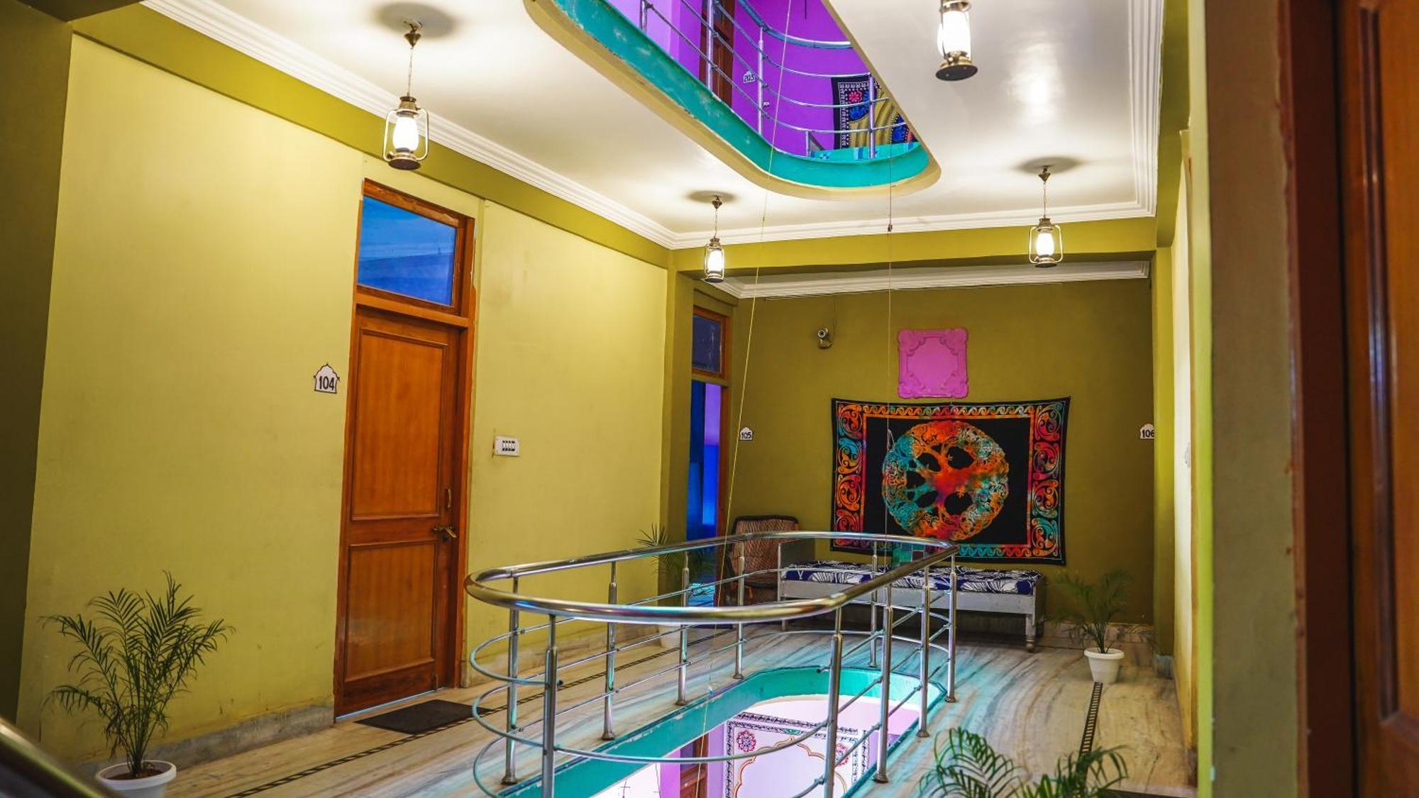 Safar Hostel Пушкар Екстериор снимка
